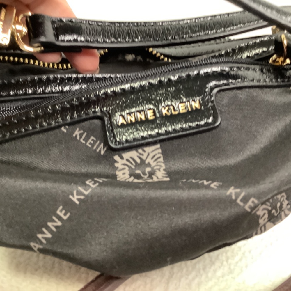 EUC Anne Klein black studded crossbody evening fancy - Picture 7 of 13